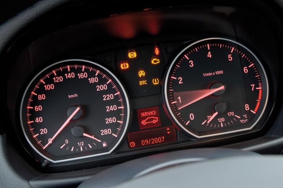  BMW 135i Coupe 2007 года  (фото 3 из 11)